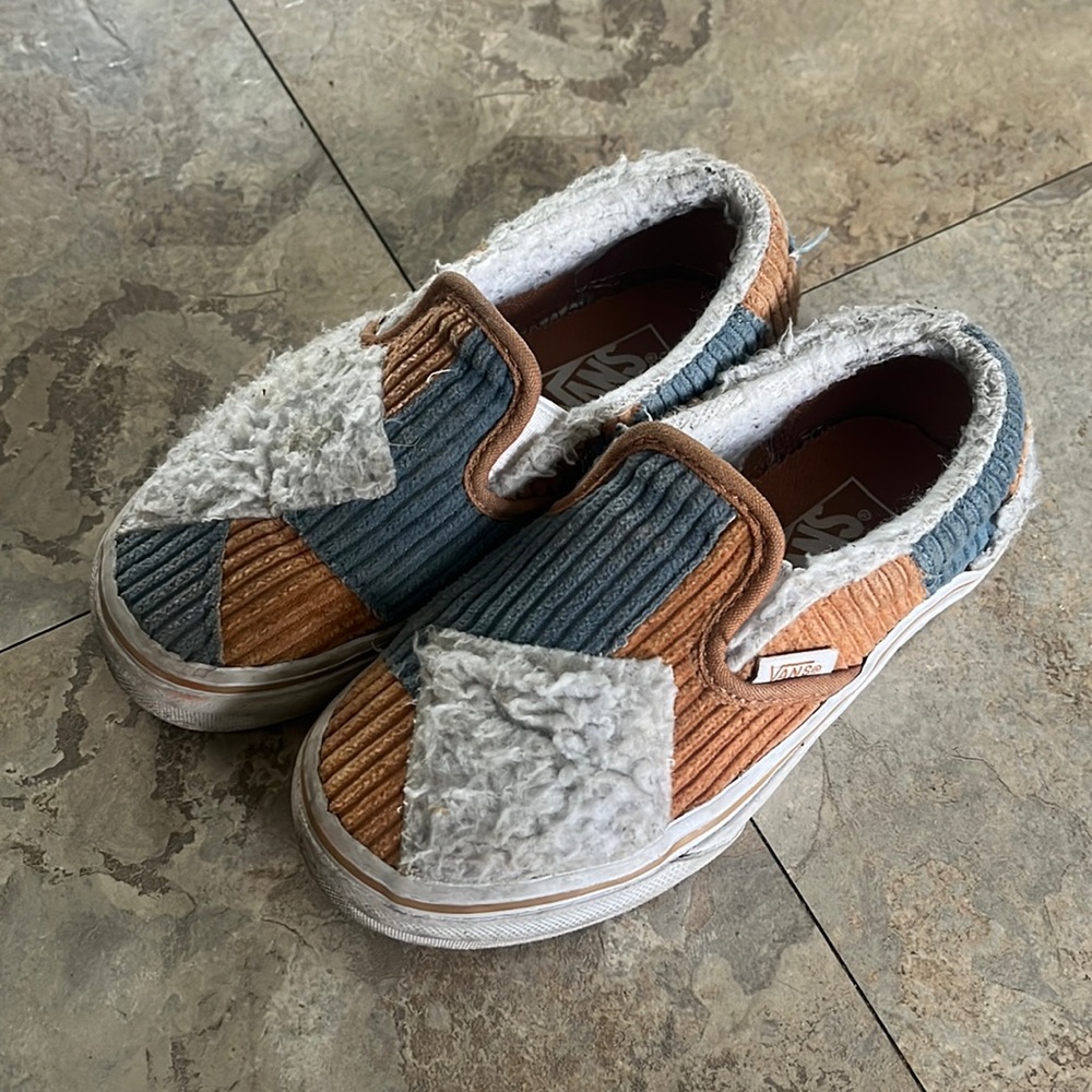 Vans Classic Slip On Sneakers Cozy Corduroy Sherpa 11 Kids